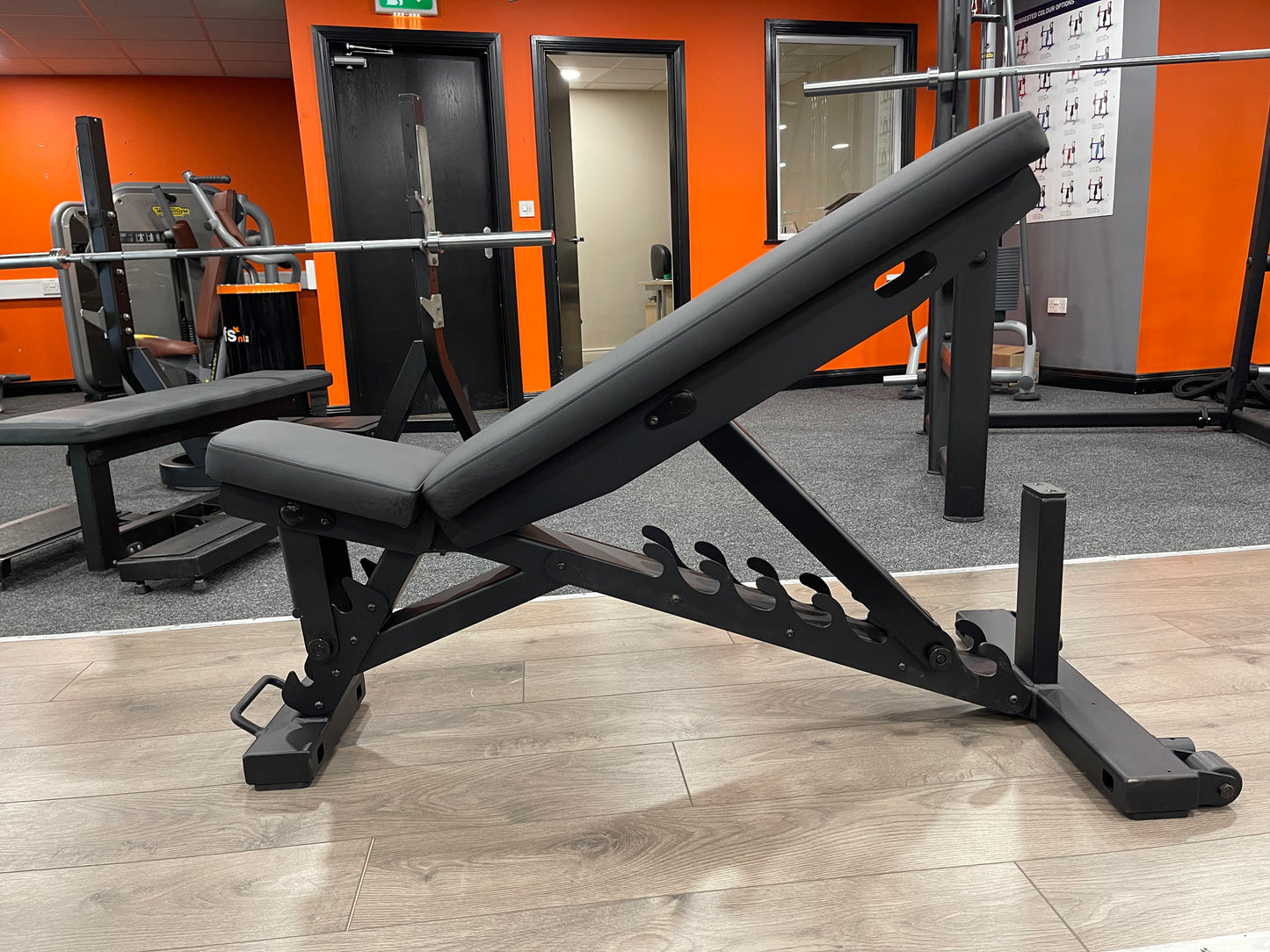 Xenith Adjustable bench - HD