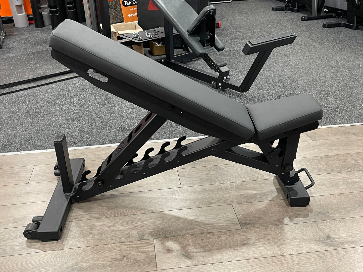 Xenith Adjustable bench - HD