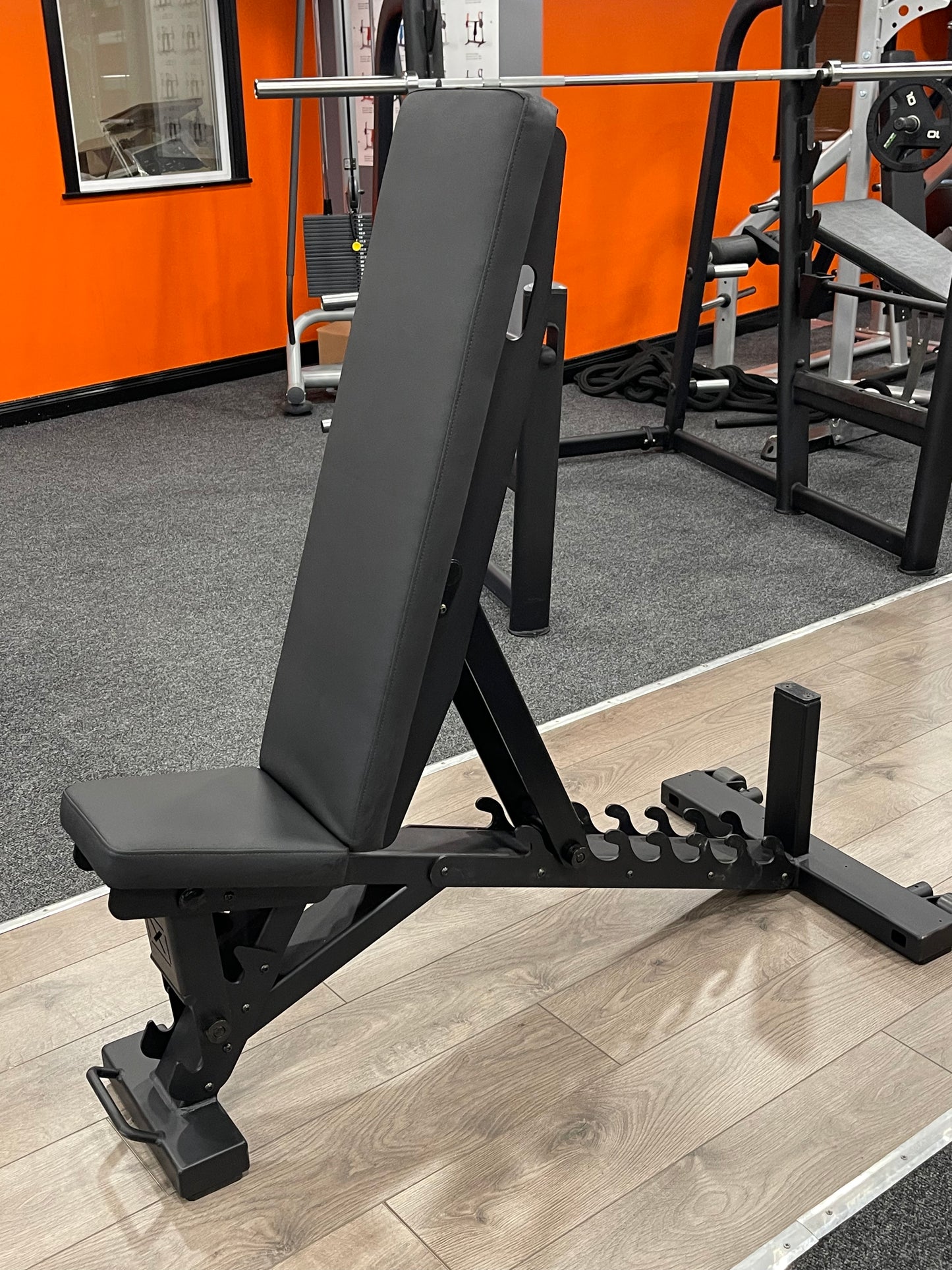 Xenith Adjustable bench - HD