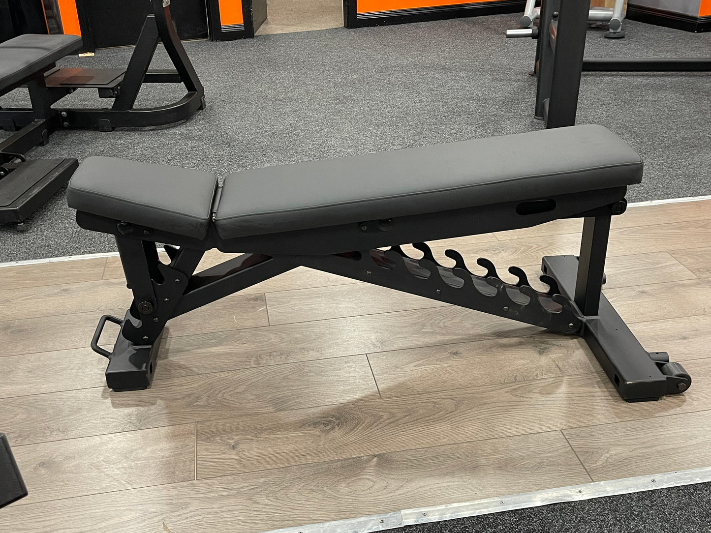 Xenith Adjustable bench - HD